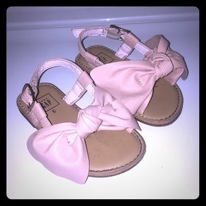 Girls Sandals 👡